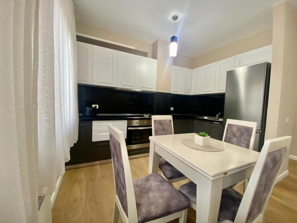 Tirana New Bazaar-Apartment 1 מראה חיצוני תמונה