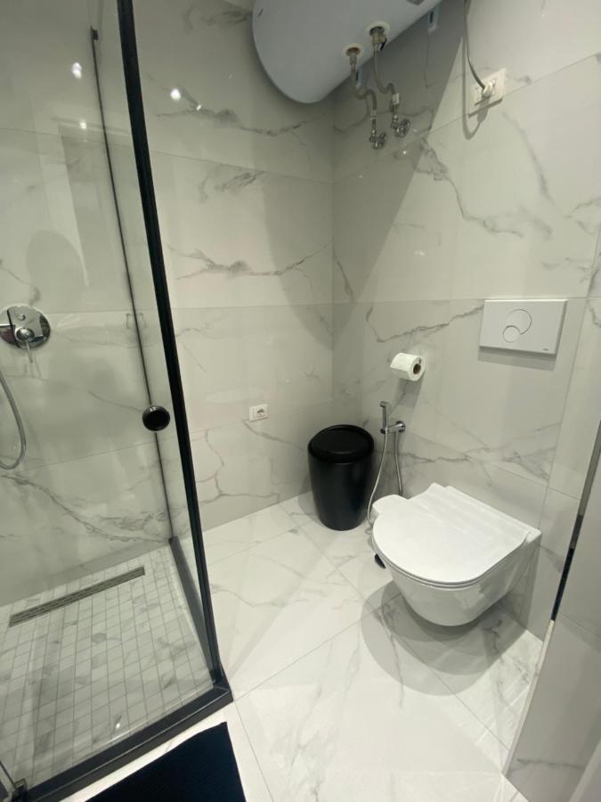 Tirana New Bazaar-Apartment 1 מראה חיצוני תמונה